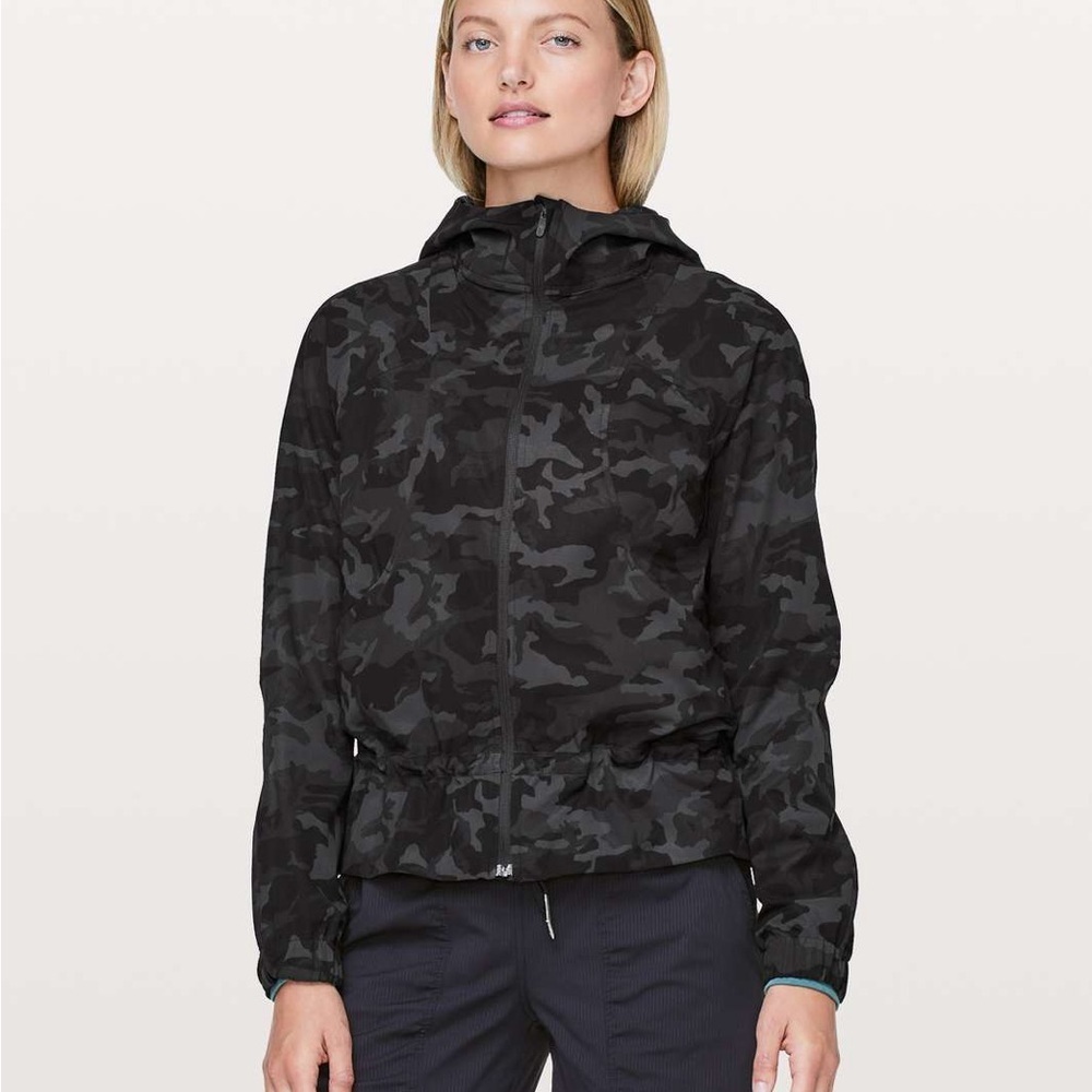 Lululemon Pack It Up Jacket - Picture 2 of 3